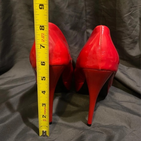 ***3/$45***Candy Apple Red Heels Size 10 - Picture 3 of 4